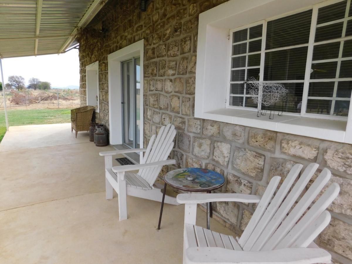Hotel Meteorite Rest Camp Grootfontein Zewnętrze zdjęcie