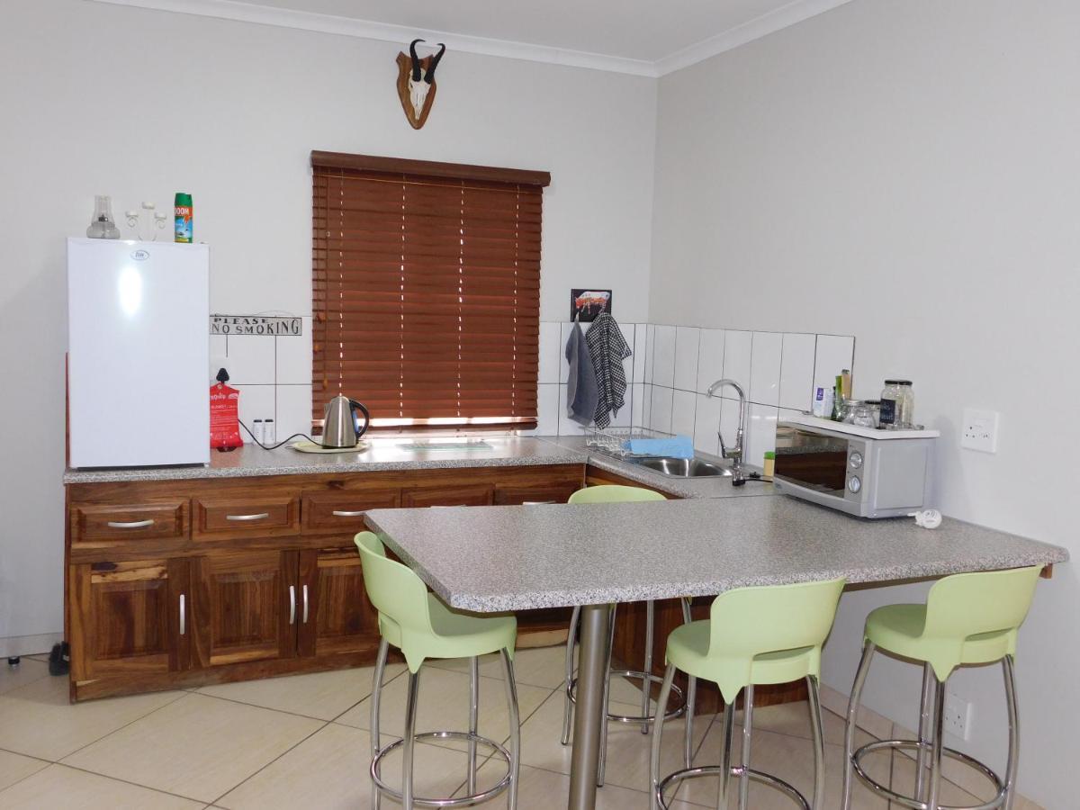 Hotel Meteorite Rest Camp Grootfontein Zewnętrze zdjęcie